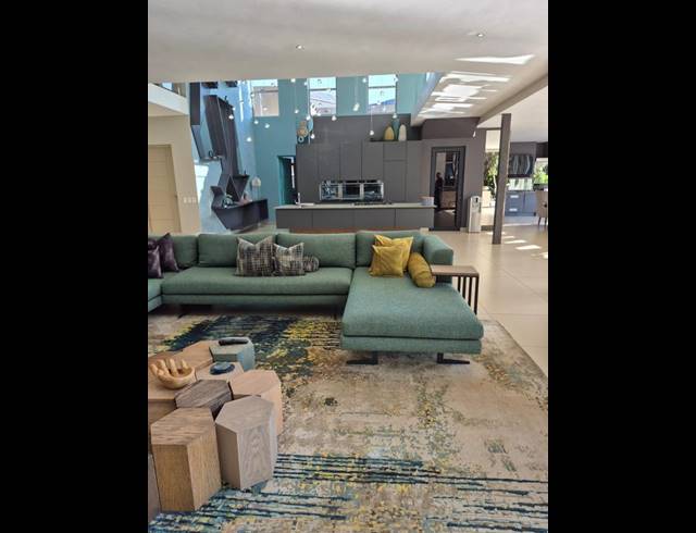 6 BEDROOM HOUSE FOR SALE IN THE ISLANDS ESTATES